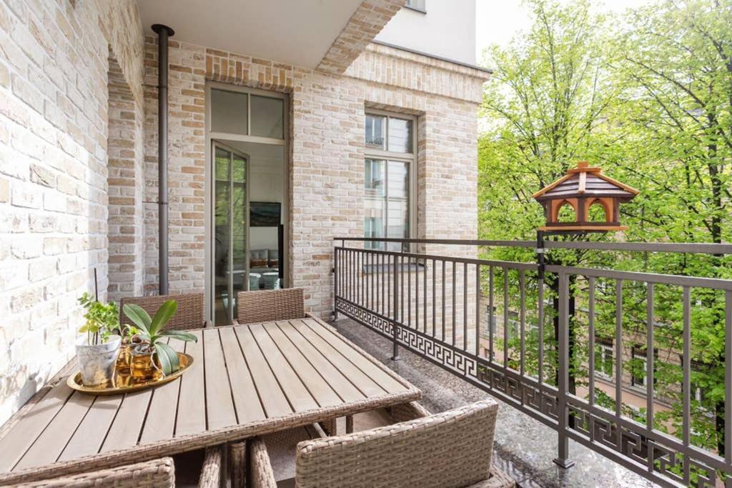Jogailos Residence Peaceful Old Town Luxury 3 Bdr, 2 Bthr, Free Garage, Top-Speed Wifi VNO Buitenkant foto
