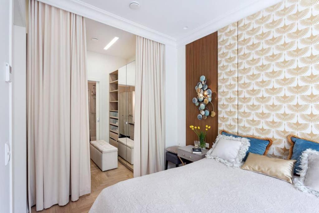 Jogailos Residence Peaceful Old Town Luxury 3 Bdr, 2 Bthr, Free Garage, Top-Speed Wifi VNO Buitenkant foto