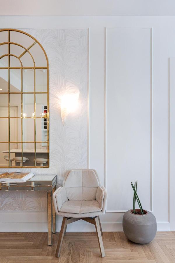 Jogailos Residence Peaceful Old Town Luxury 3 Bdr, 2 Bthr, Free Garage, Top-Speed Wifi VNO Buitenkant foto